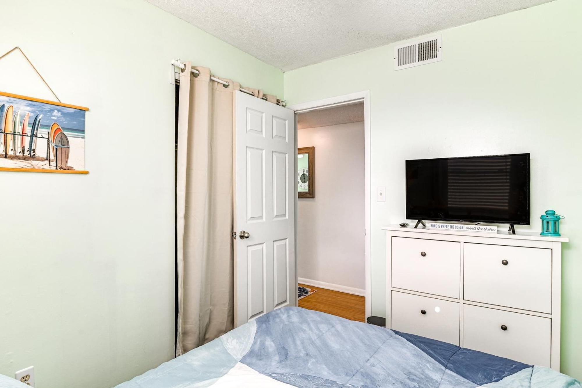 Cozy Beachfront Condo With Wifi, Views And Pool Access マートルビーチ エクステリア 写真