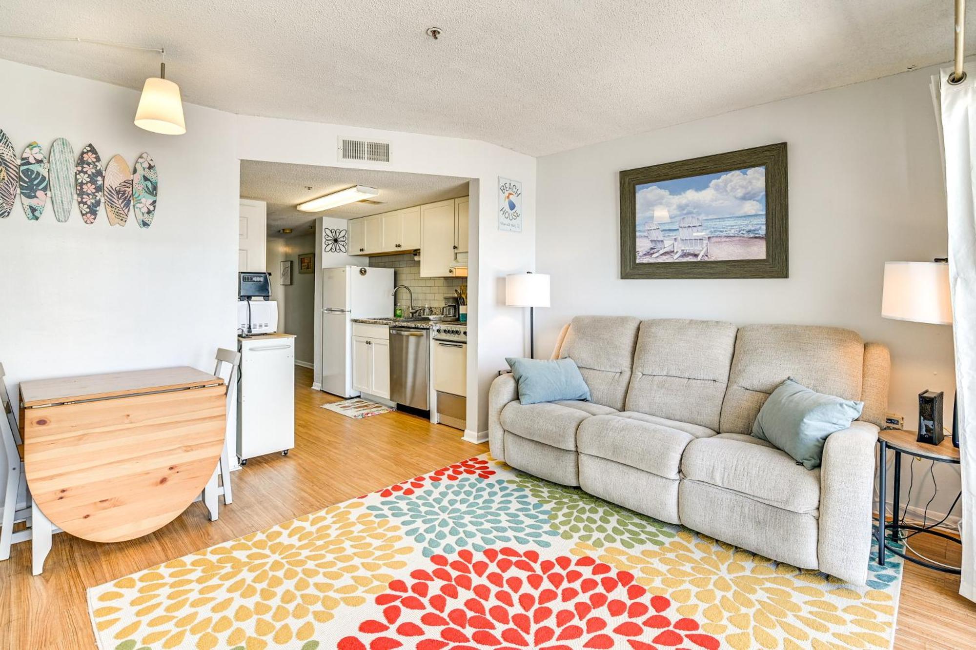 Cozy Beachfront Condo With Wifi, Views And Pool Access マートルビーチ エクステリア 写真