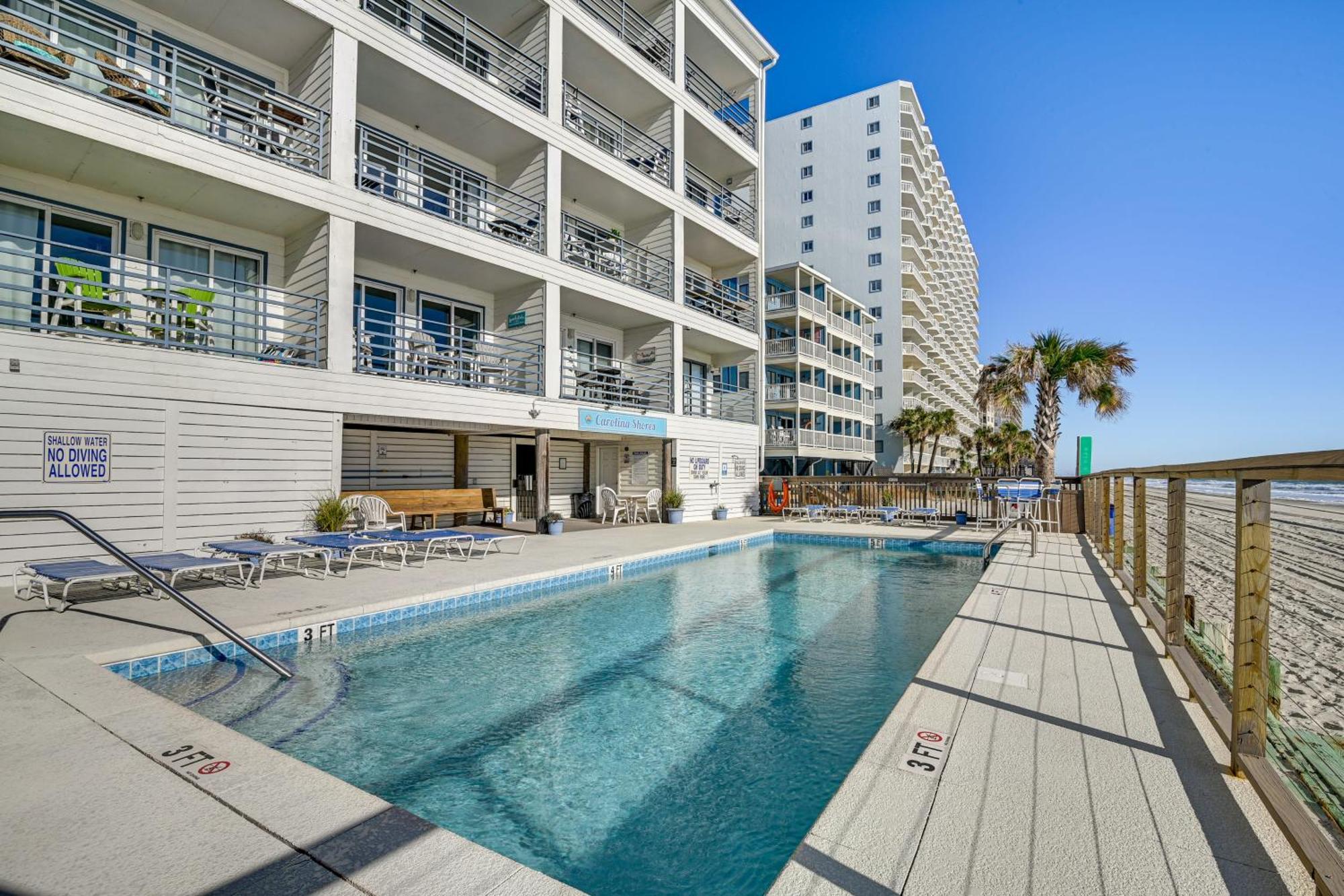 Cozy Beachfront Condo With Wifi, Views And Pool Access マートルビーチ エクステリア 写真