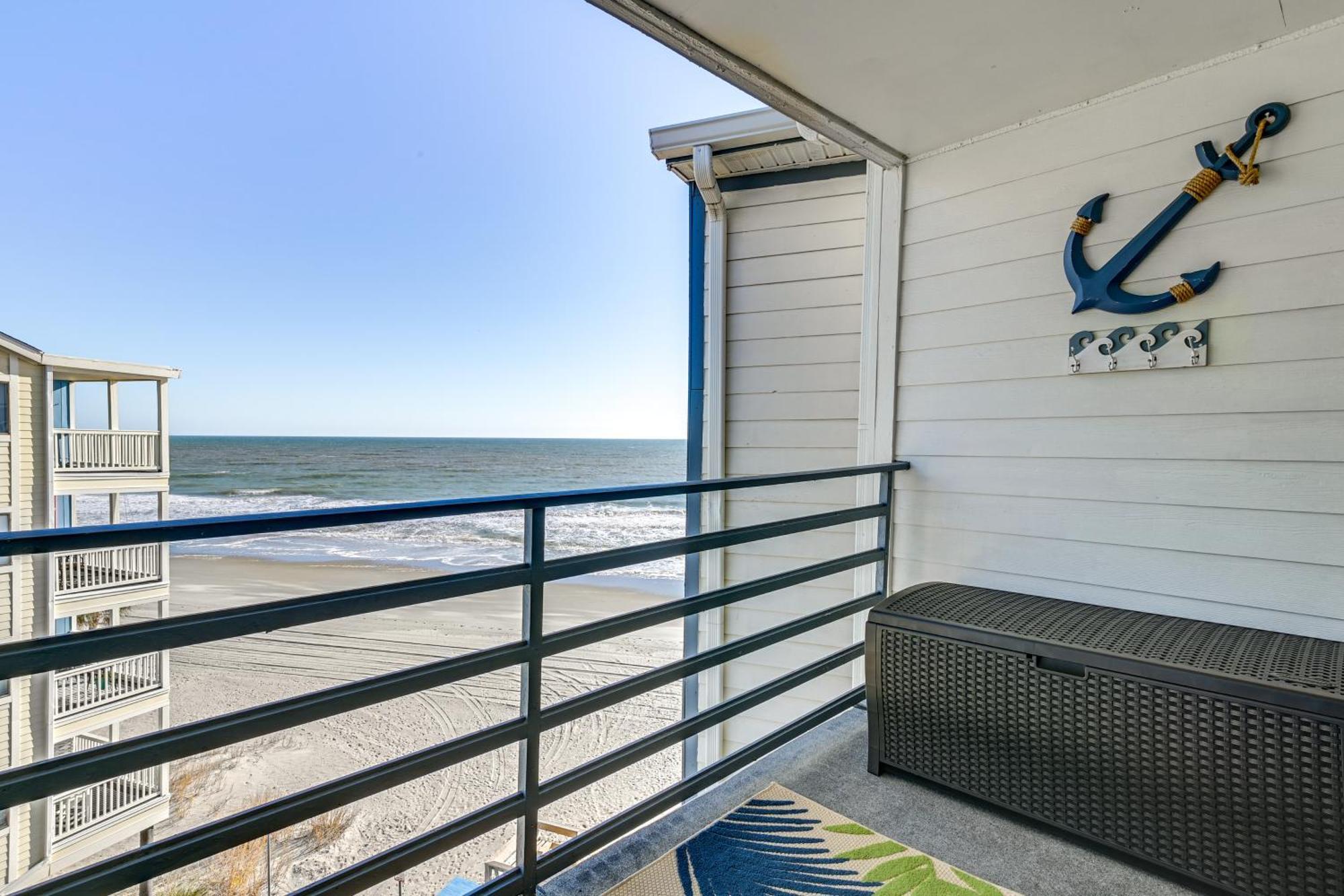Cozy Beachfront Condo With Wifi, Views And Pool Access マートルビーチ エクステリア 写真
